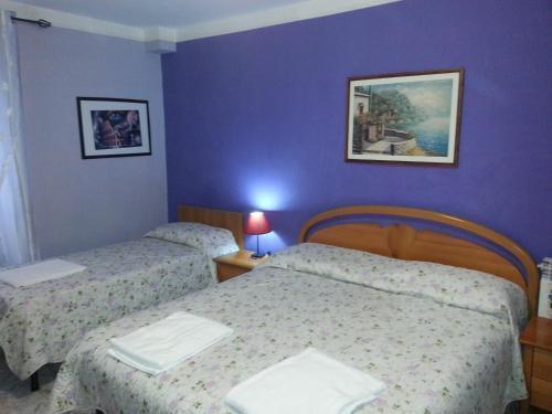Отель Roxena House Рим Экстерьер фото